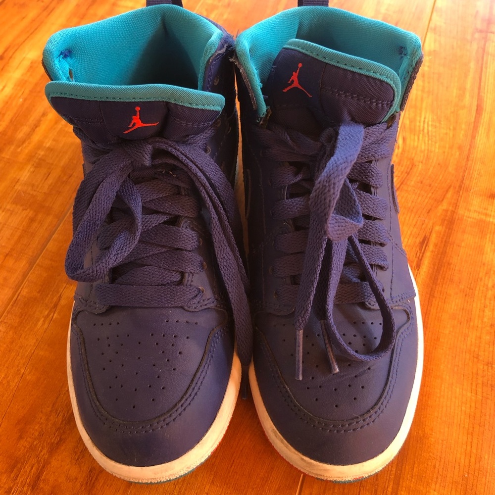 Boy’s Jordan sneakers.